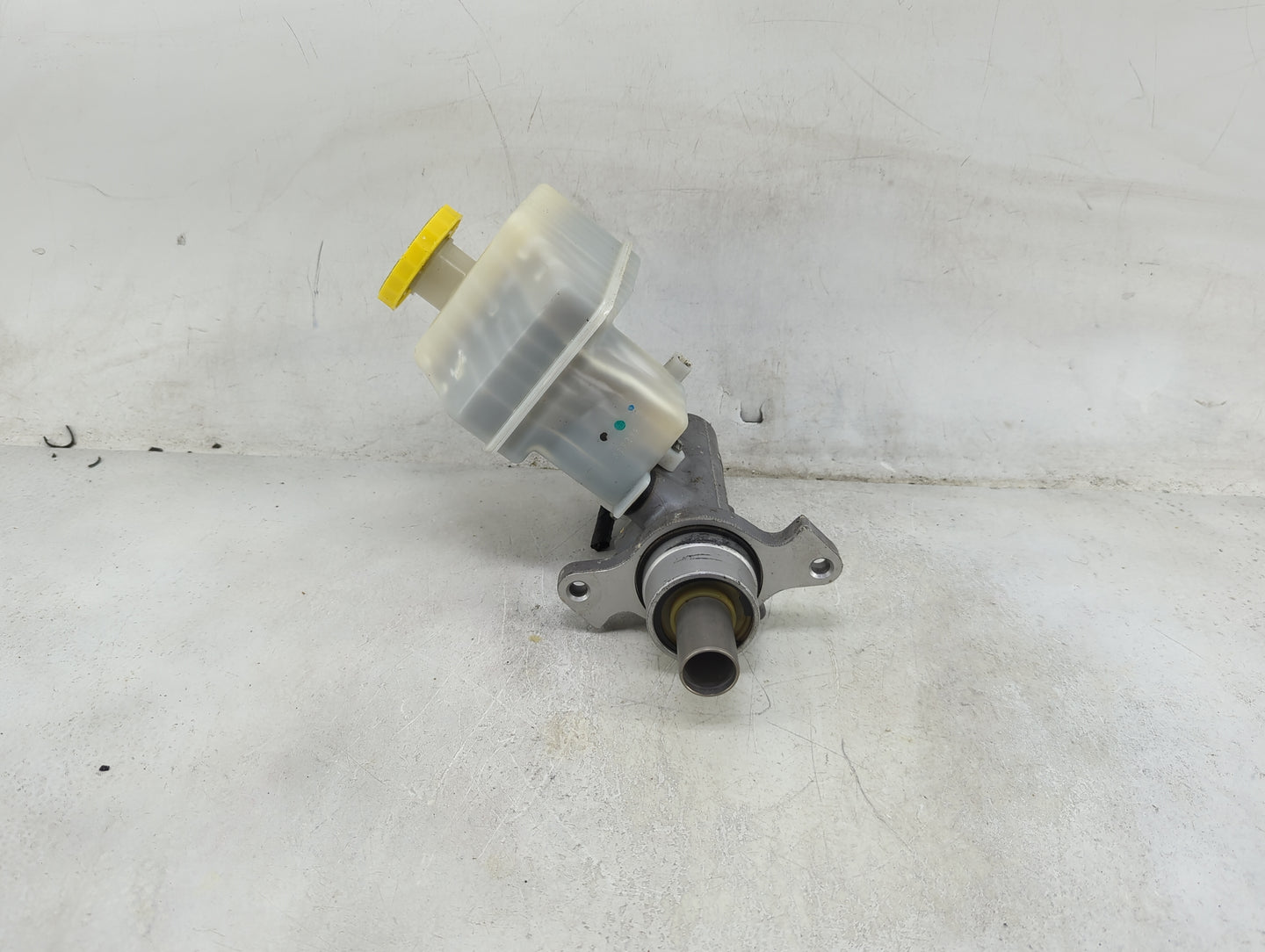 2019-2022 Ram 1500 Brake Master Cylinder - Oemusedautoparts1.com