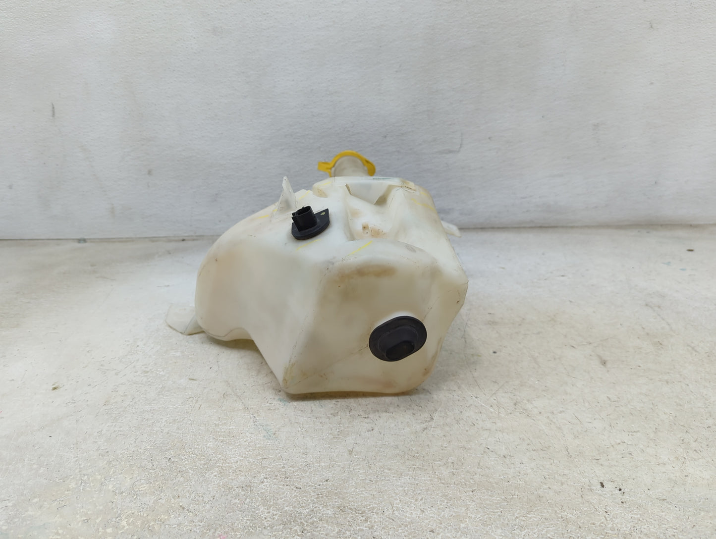 2019-2022 Ram 2500 Windshield Washer Fluid Reservoir Bottle Oem - Oemusedautoparts1.com
