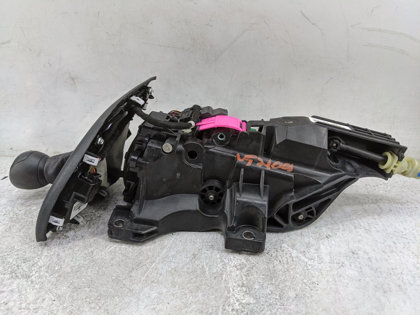 2021 Ram Promaster Floor Console Assembly Shifter - Oemusedautoparts1.com