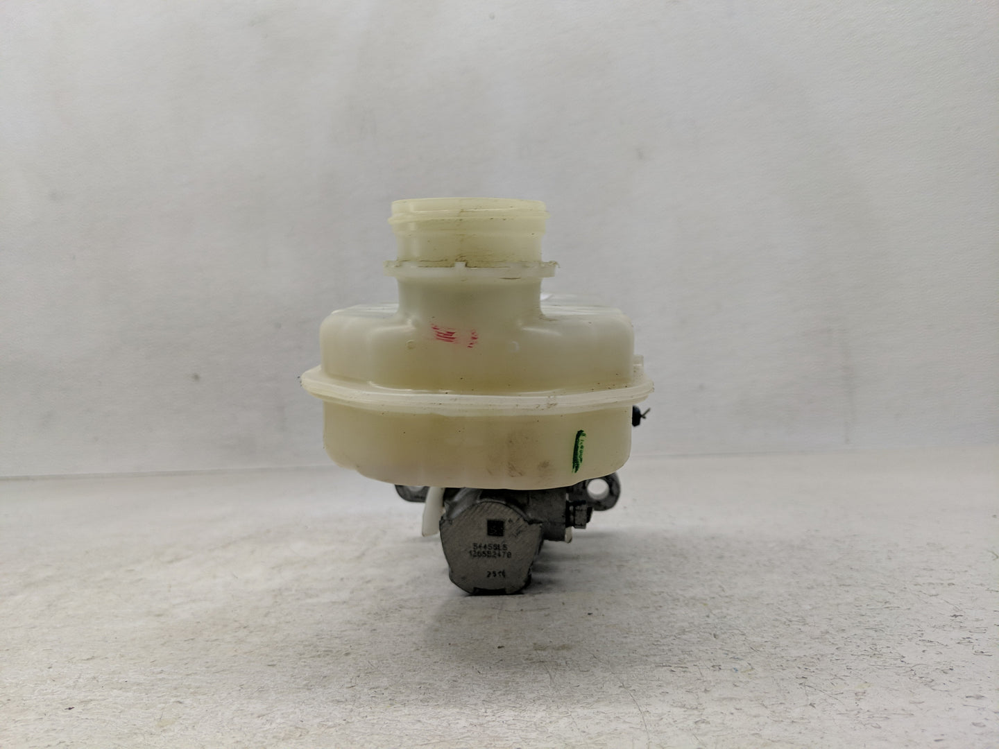 2014-2022 Ram Promaster 1500 Brake Master Cylinder - Oemusedautoparts1.com