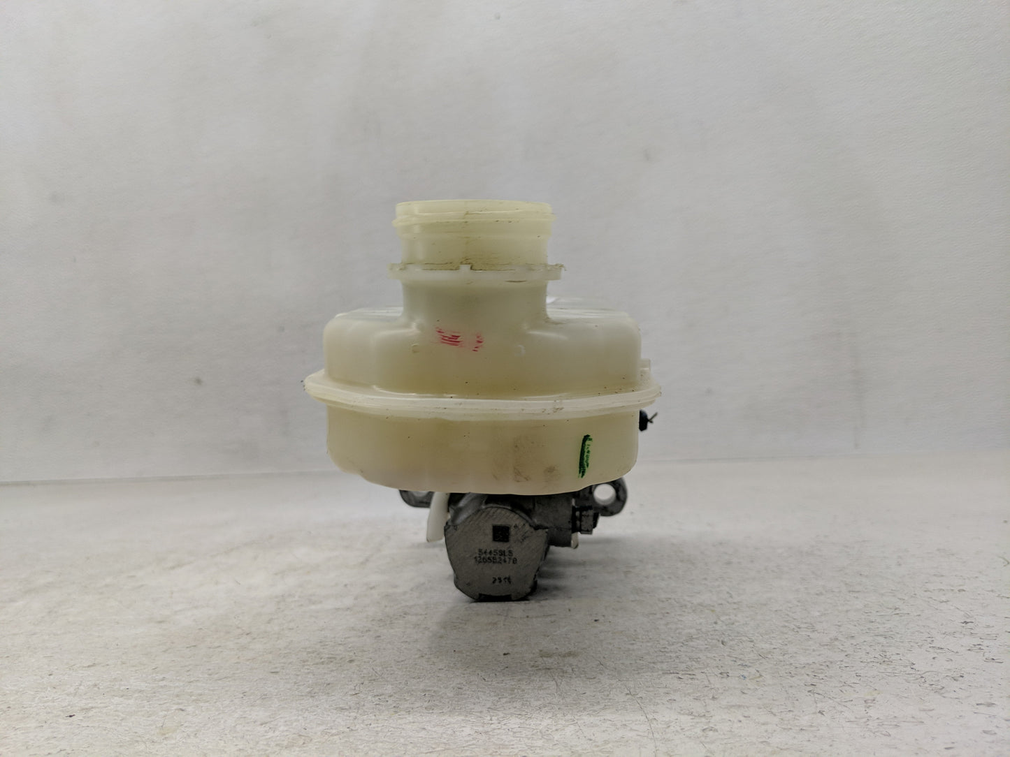 2014-2022 Ram Promaster 1500 Brake Master Cylinder - Oemusedautoparts1.com