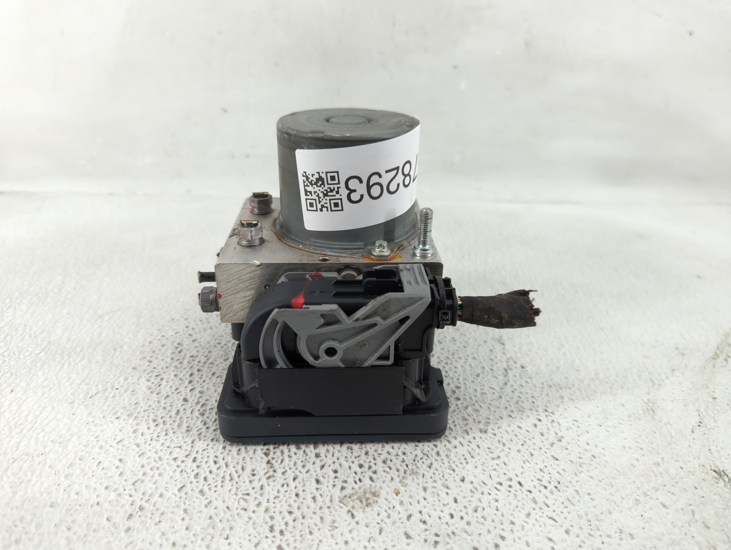 2021 Ram Promaster 2500 ABS Pump Control Module Replacement P/N:53495255 Fits OEM Used Auto Parts - Oemusedautoparts1.com
