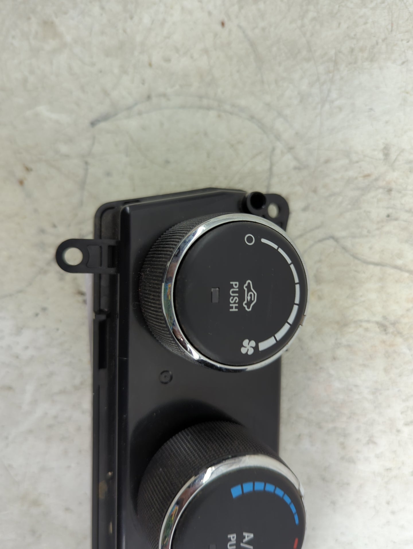 2019-2021 Ram Promaster 3500 Climate Control Module Temperature AC/Heater Replacement P/N:P6RK11DX9AB Fits Fits 2019 2020 20