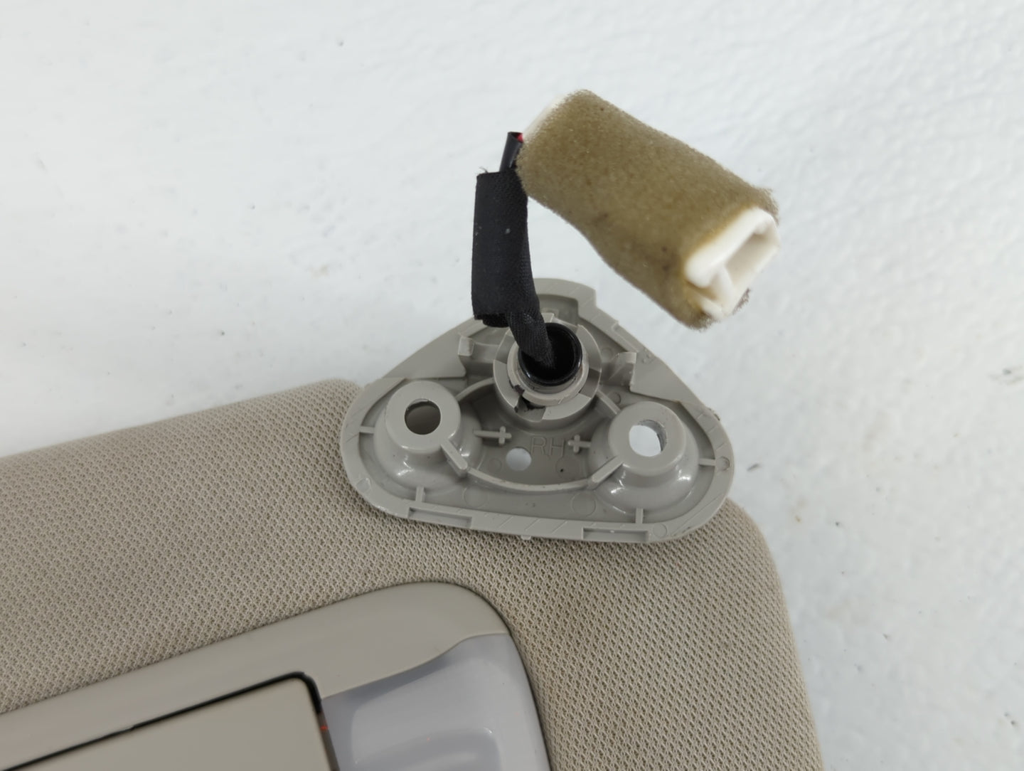 2021 Subaru Ascent Sun Visor Shade Replacement Driver Left Mirror Fits OEM Used Auto Parts - Oemusedautoparts1.com