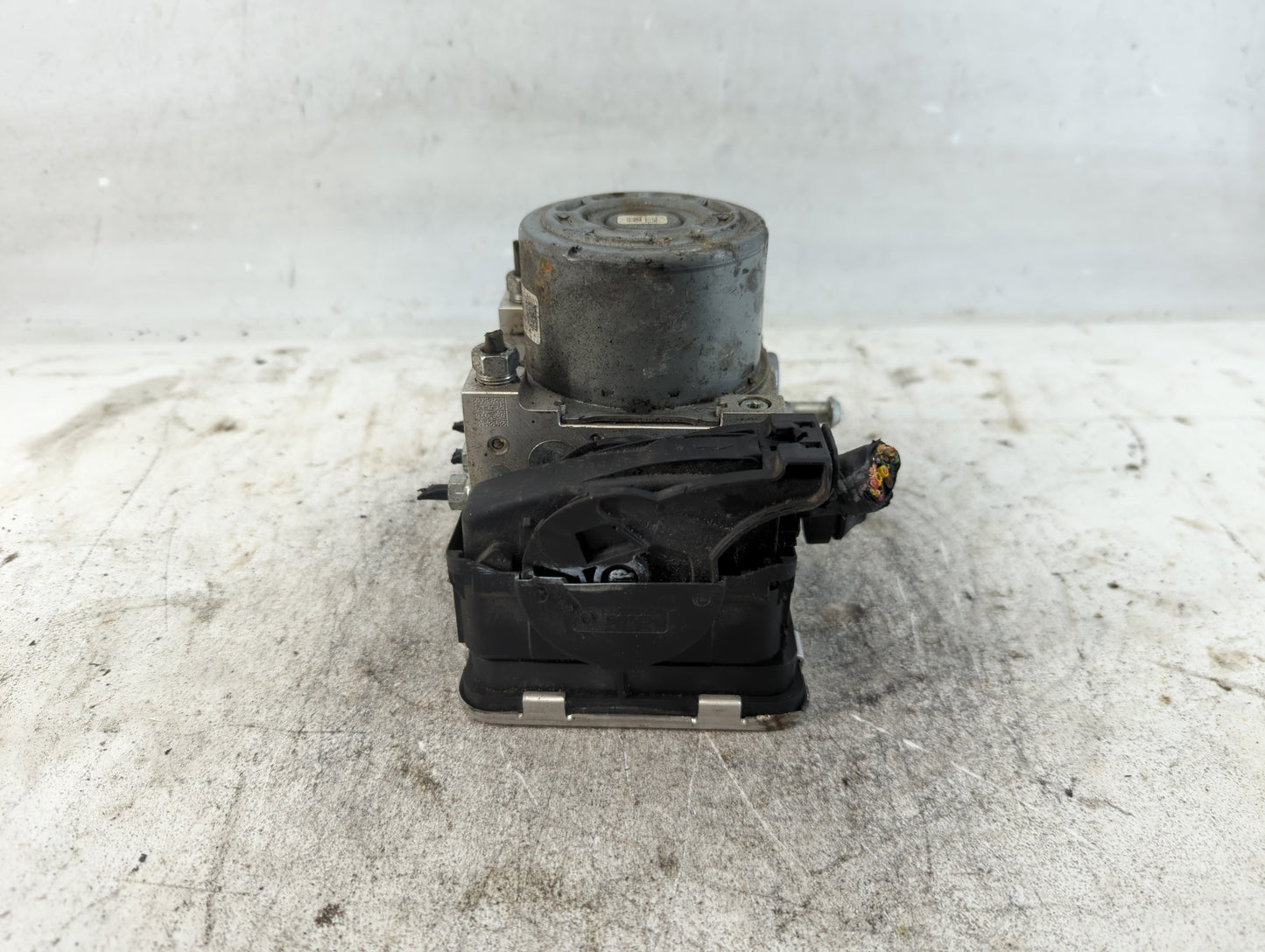 2021 Subaru Ascent ABS Pump Control Module Replacement P/N:27536XC01A Fits OEM Used Auto Parts - Oemusedautoparts1.com