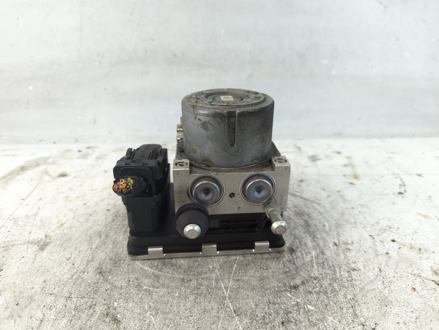 2021 Subaru Ascent ABS Pump Control Module Replacement P/N:27536XC01A Fits OEM Used Auto Parts - Oemusedautoparts1.com