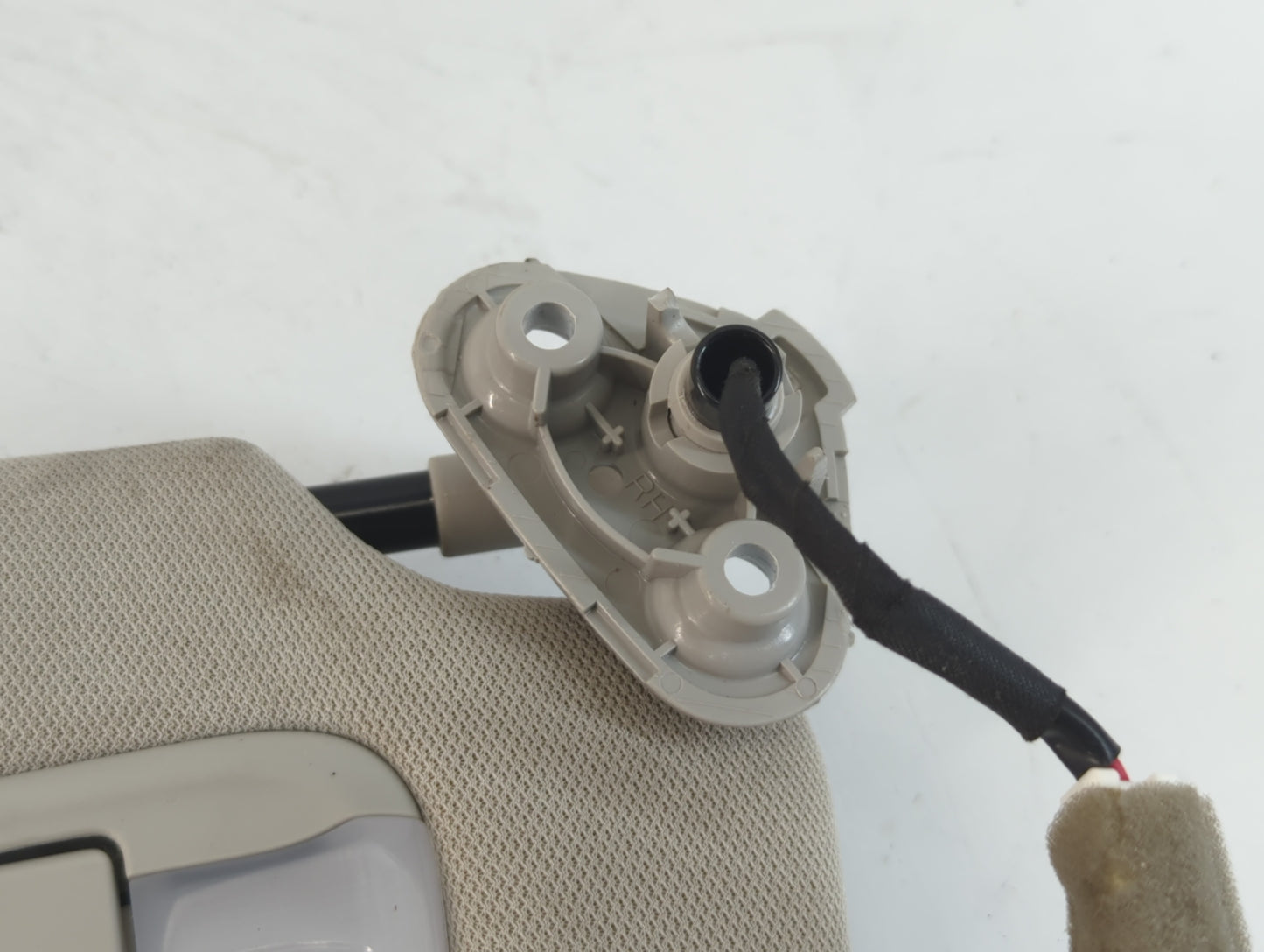 2021 Subaru Ascent Sun Visor Shade Replacement Driver Left Mirror Fits OEM Used Auto Parts - Oemusedautoparts1.com