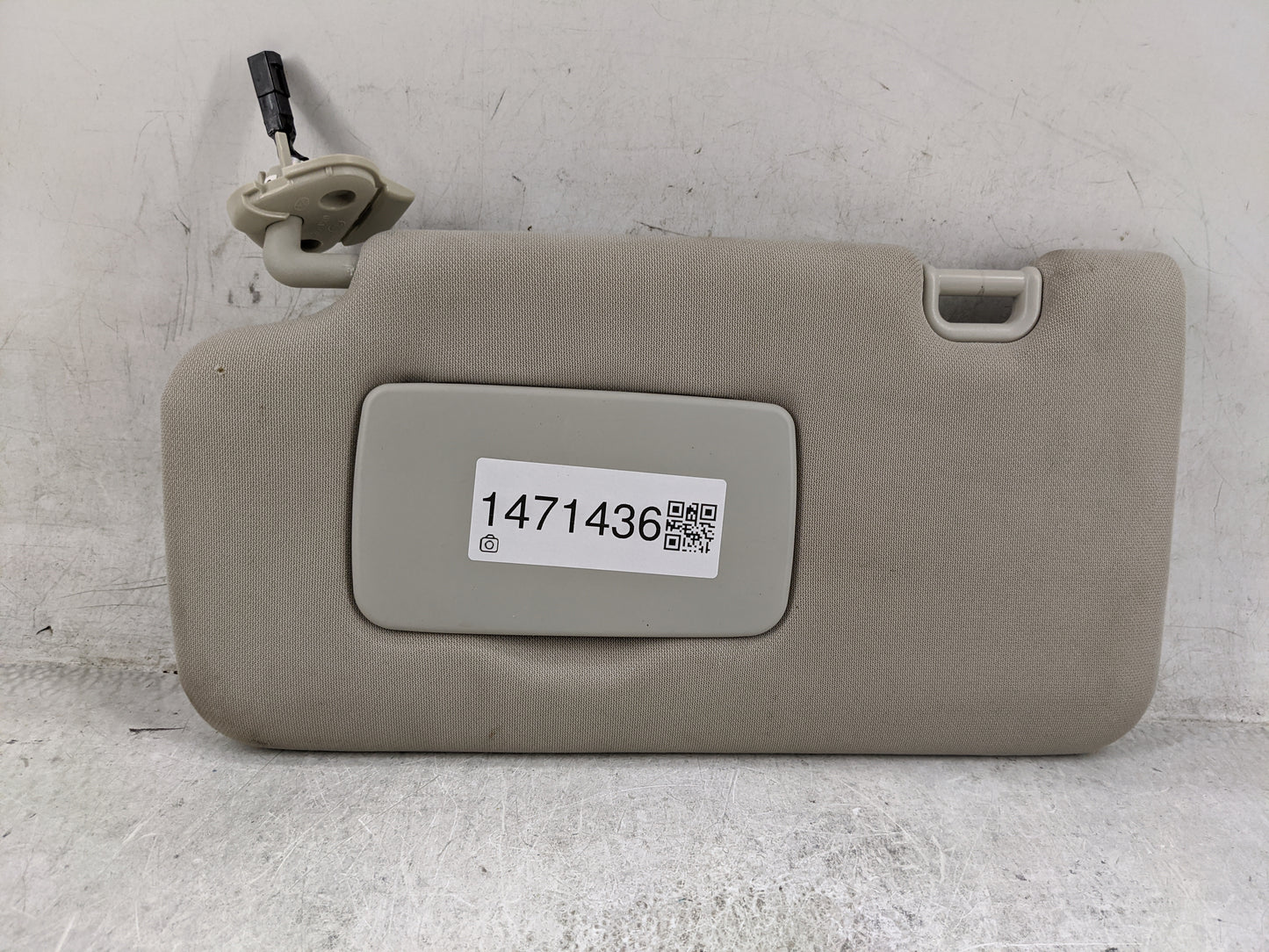 2021 Subaru Forester Sun Visor Shade Replacement Driver Left Mirror Fits OEM Used Auto Parts - Oemusedautoparts1.com
