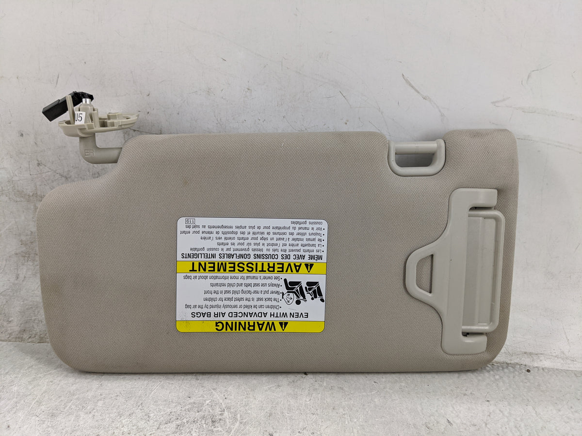 2019 Subaru Forester Sun Visor Shade Replacement Passenger Right Mirror Fits OEM Used Auto Parts - Oemusedautoparts1.com