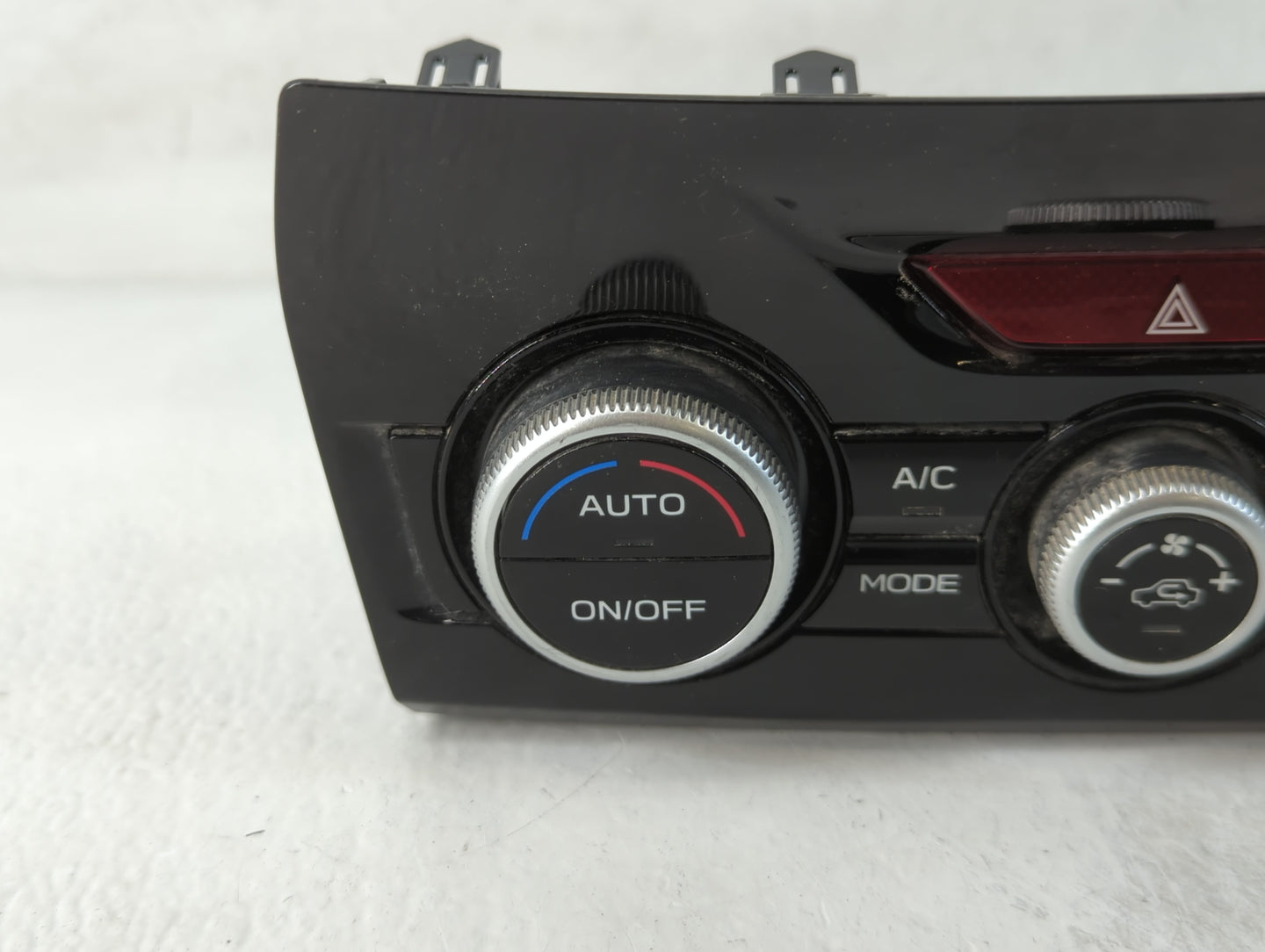 2019-2021 Subaru Forester Climate Control Module Temperature AC/Heater Replacement P/N:72311SJ651 Fits Fits 2019 2020 2021 O