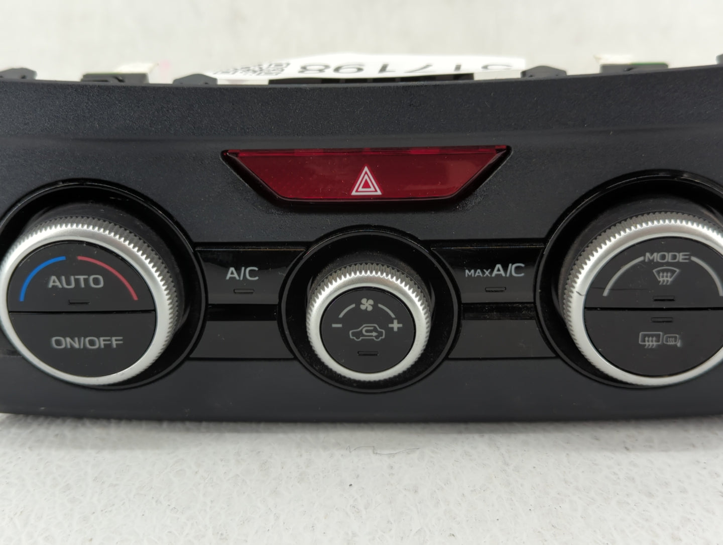 2020-2022 Subaru Impreza Climate Control Module Temperature AC/Heater Replacement P/N:72311FL75A Fits Fits 2020 2021 2022 OE