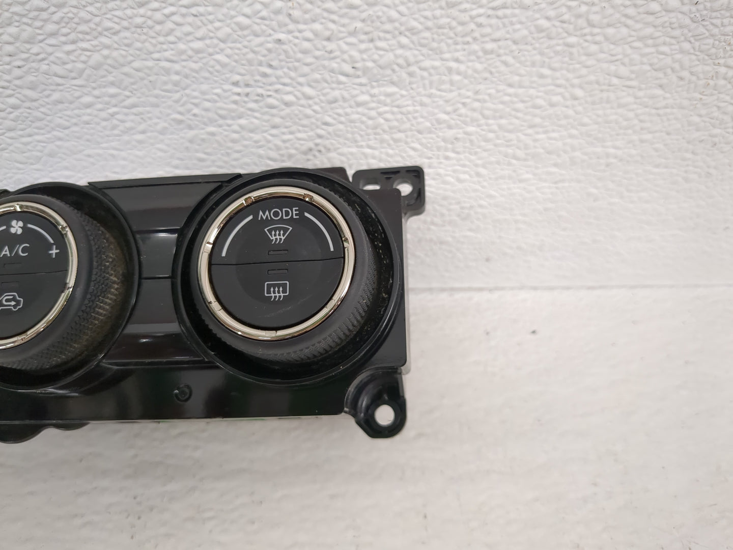 2021 Subaru Wrx Climate Control Module Temperature AC/Heater Replacement P/N:72311VA370 Fits OEM Used Auto Parts - Oemusedau