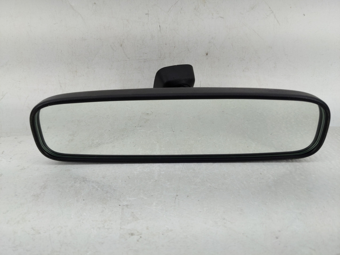 2021 Subaru Xv Interior Rear View Mirror Replacement OEM P/N:E4012197 E4022197, E4042197 Fits OEM Used Auto Parts - Oemuseda