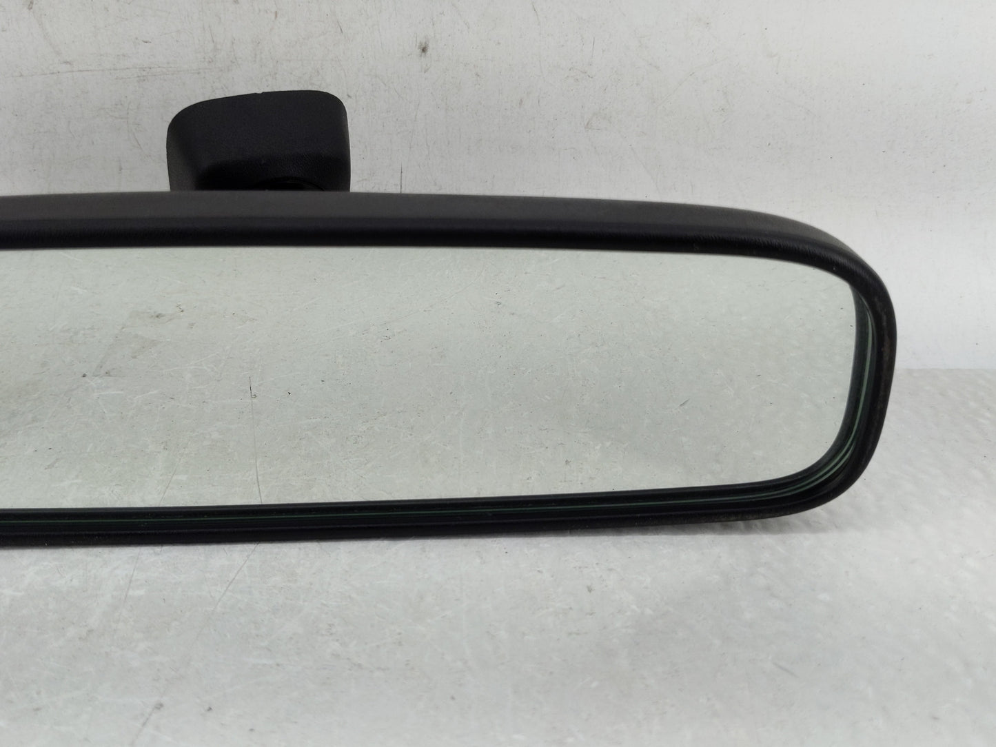 2021 Subaru Xv Interior Rear View Mirror Replacement OEM P/N:E4012197 E4022197, E4042197 Fits OEM Used Auto Parts - Oemuseda