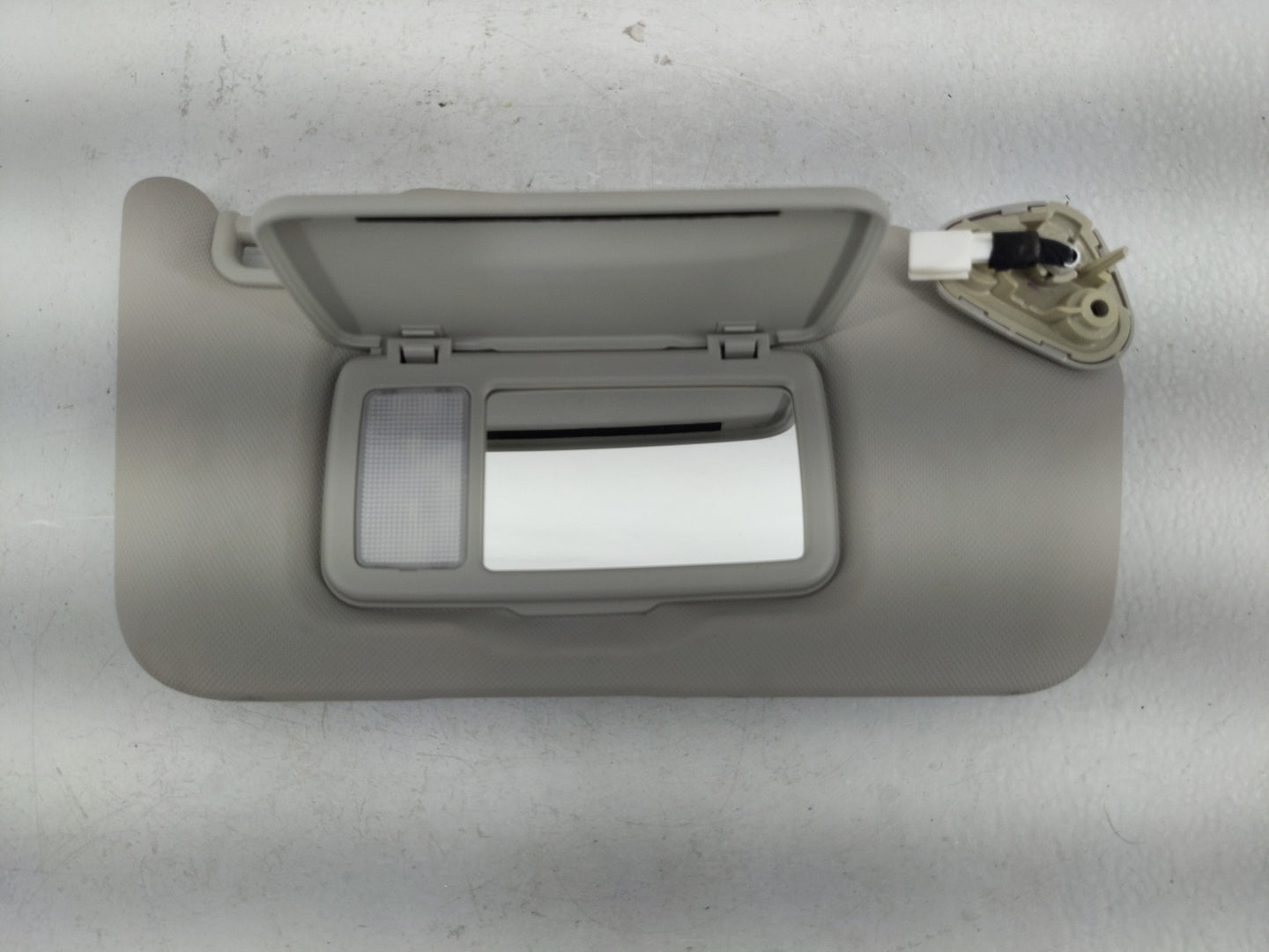 2021 Subaru Xv Sun Visor Shade Replacement Passenger Right Mirror Fits Fits 2022 OEM Used Auto Parts - Oemusedautoparts1.com
