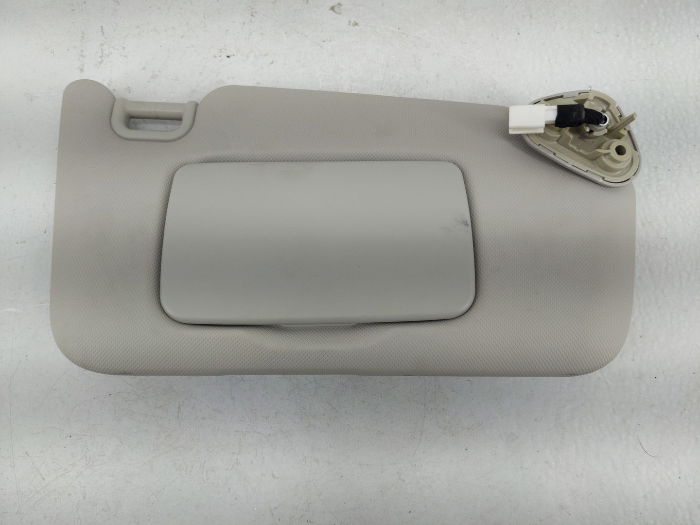 2021 Subaru Xv Sun Visor Shade Replacement Passenger Right Mirror Fits Fits 2022 OEM Used Auto Parts - Oemusedautoparts1.com