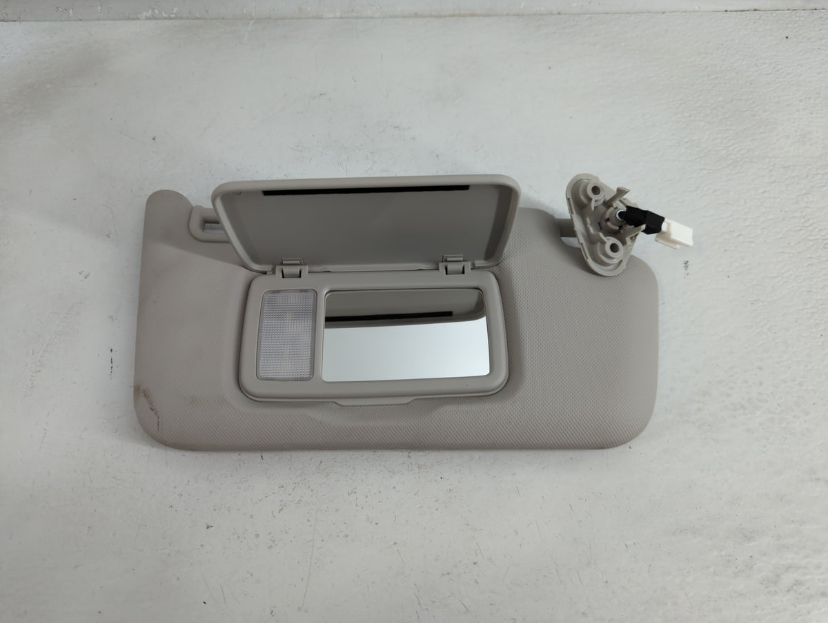 2021 Subaru Xv Sun Visor Shade Replacement Passenger Right Mirror Fits Fits 2022 OEM Used Auto Parts - Oemusedautoparts1.com