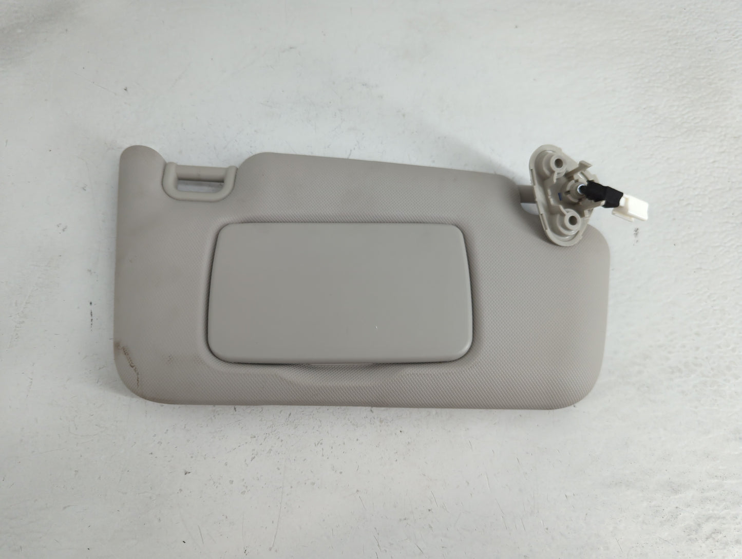 2021 Subaru Xv Sun Visor Shade Replacement Passenger Right Mirror Fits Fits 2022 OEM Used Auto Parts - Oemusedautoparts1.com