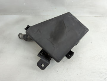 2021 Subaru Xv Fusebox Fuse Box Panel Relay Module P/N:MB504105B Fits OEM Used Auto Parts - Oemusedautoparts1.com