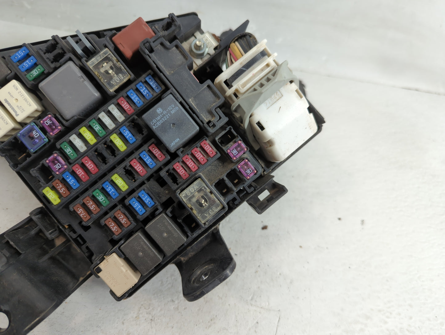 2021 Subaru Xv Fusebox Fuse Box Panel Relay Module P/N:MB504105B Fits OEM Used Auto Parts - Oemusedautoparts1.com