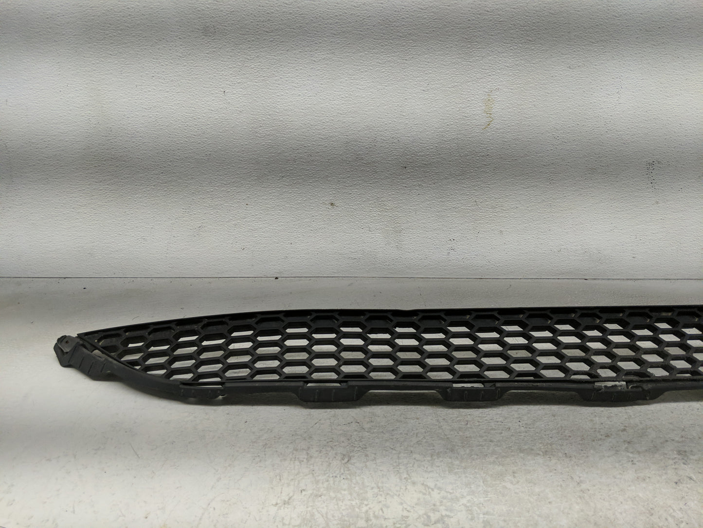 2021 Subaru Xv Front Grille Bumper Not Included - Oemusedautoparts1.com