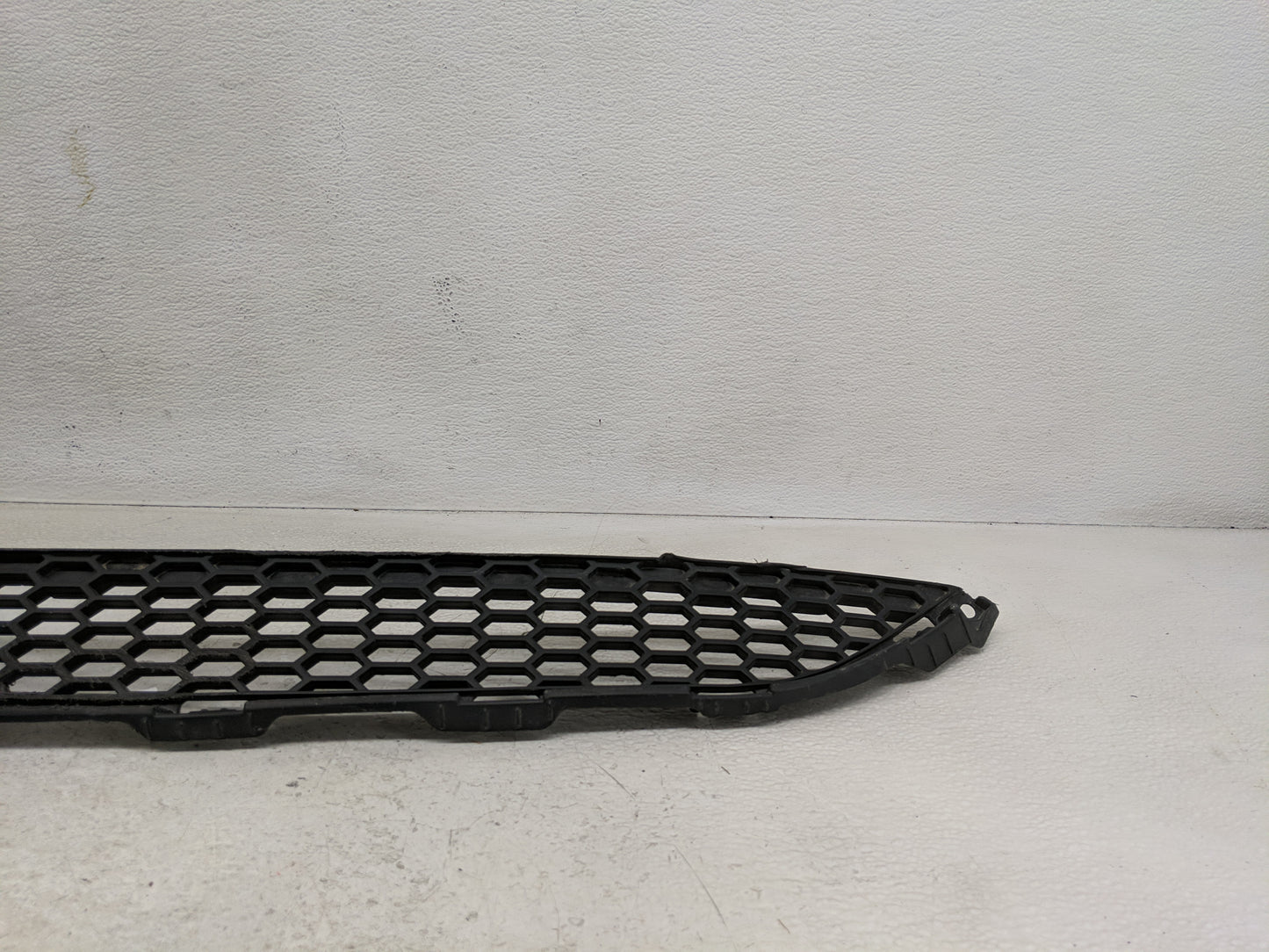 2021 Subaru Xv Front Grille Bumper Not Included - Oemusedautoparts1.com