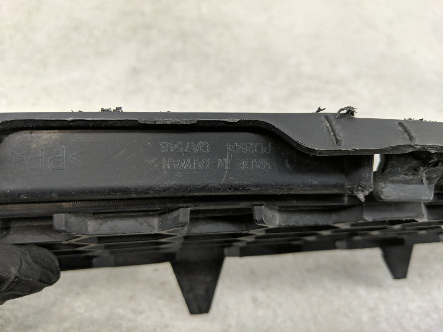 2021 Subaru Xv Front Grille Bumper Not Included - Oemusedautoparts1.com