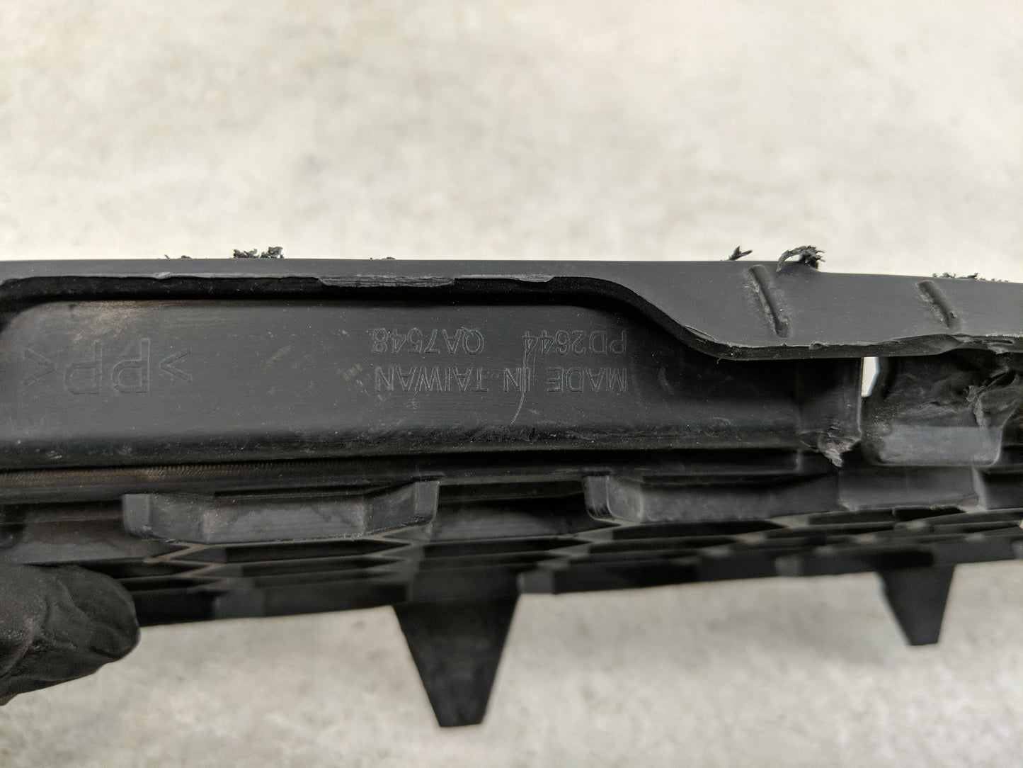 2021 Subaru Xv Front Grille Bumper Not Included - Oemusedautoparts1.com