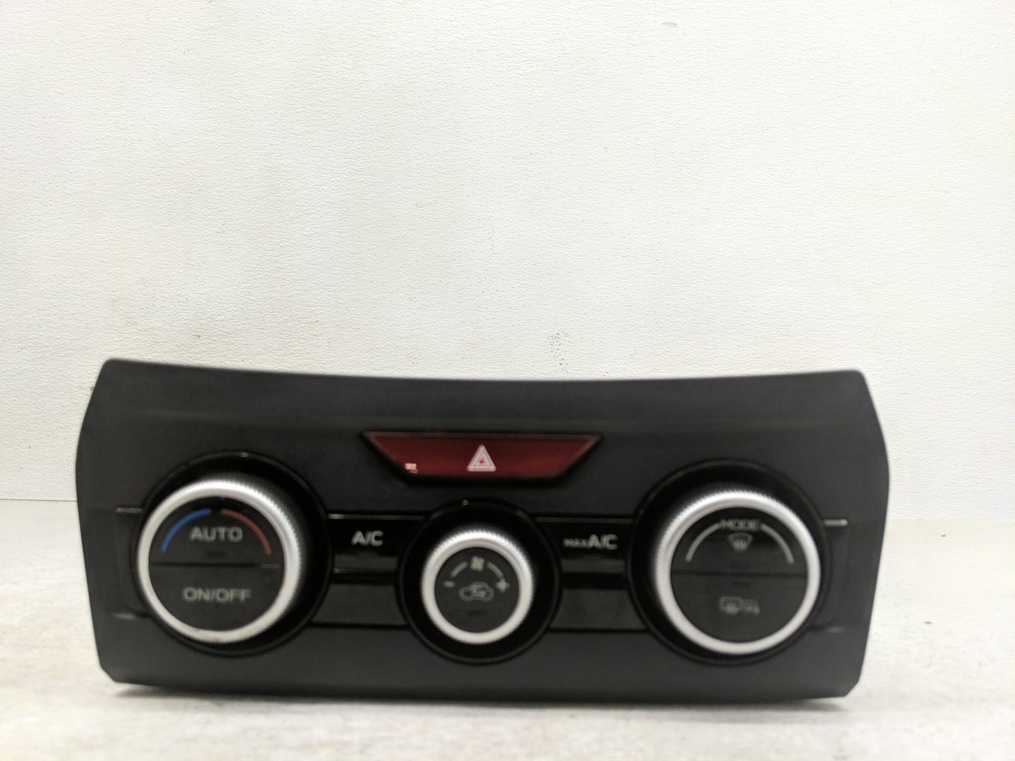 2021 Subaru Xv Climate Control Module Temperature AC/Heater Replacement P/N:237050-3881 72311FL770 Fits OEM Used Auto Parts 