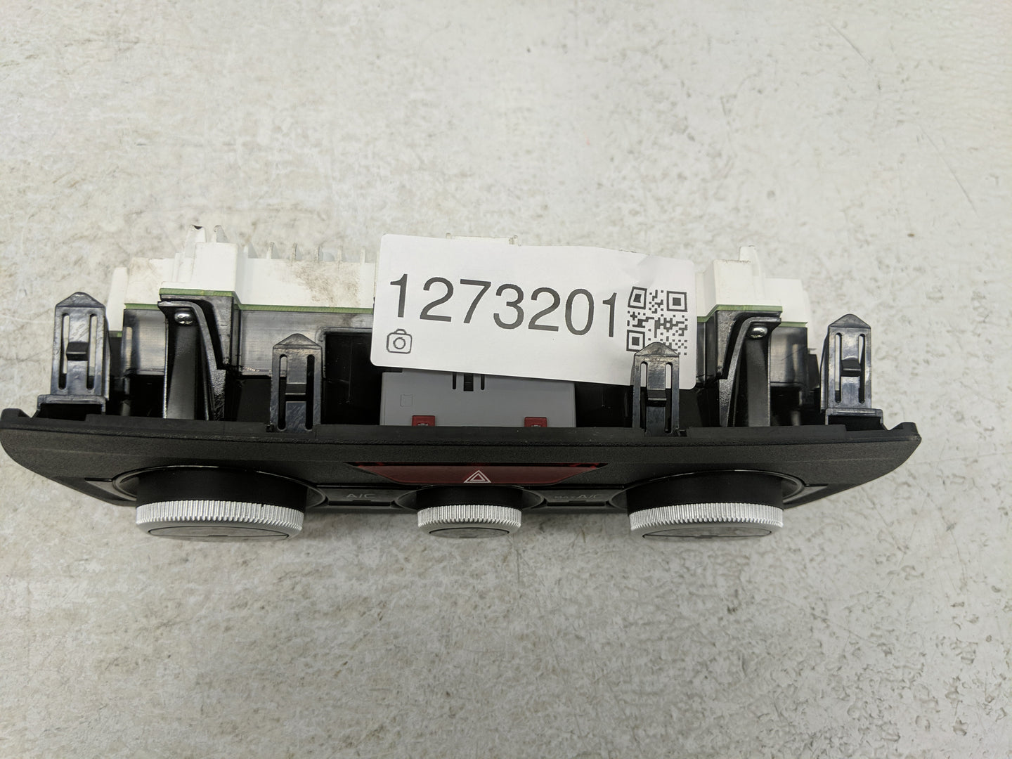 2021 Subaru Xv Climate Control Module Temperature AC/Heater Replacement P/N:237050-3881 72311FL770 Fits OEM Used Auto Parts 