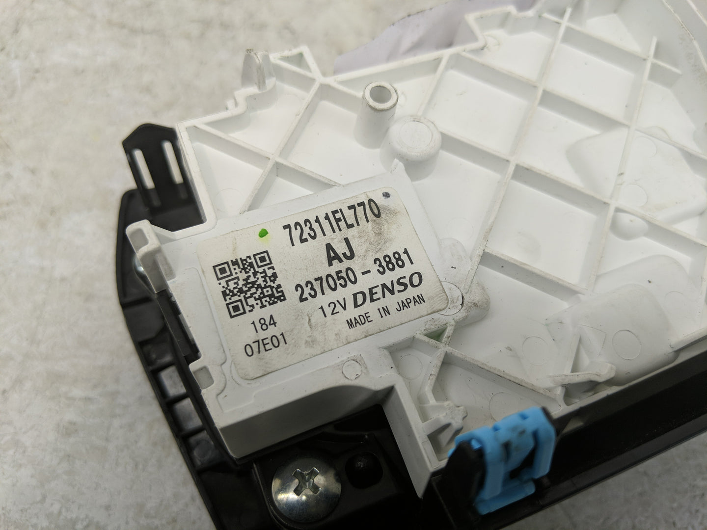 2021 Subaru Xv Climate Control Module Temperature AC/Heater Replacement P/N:237050-3881 72311FL770 Fits OEM Used Auto Parts 