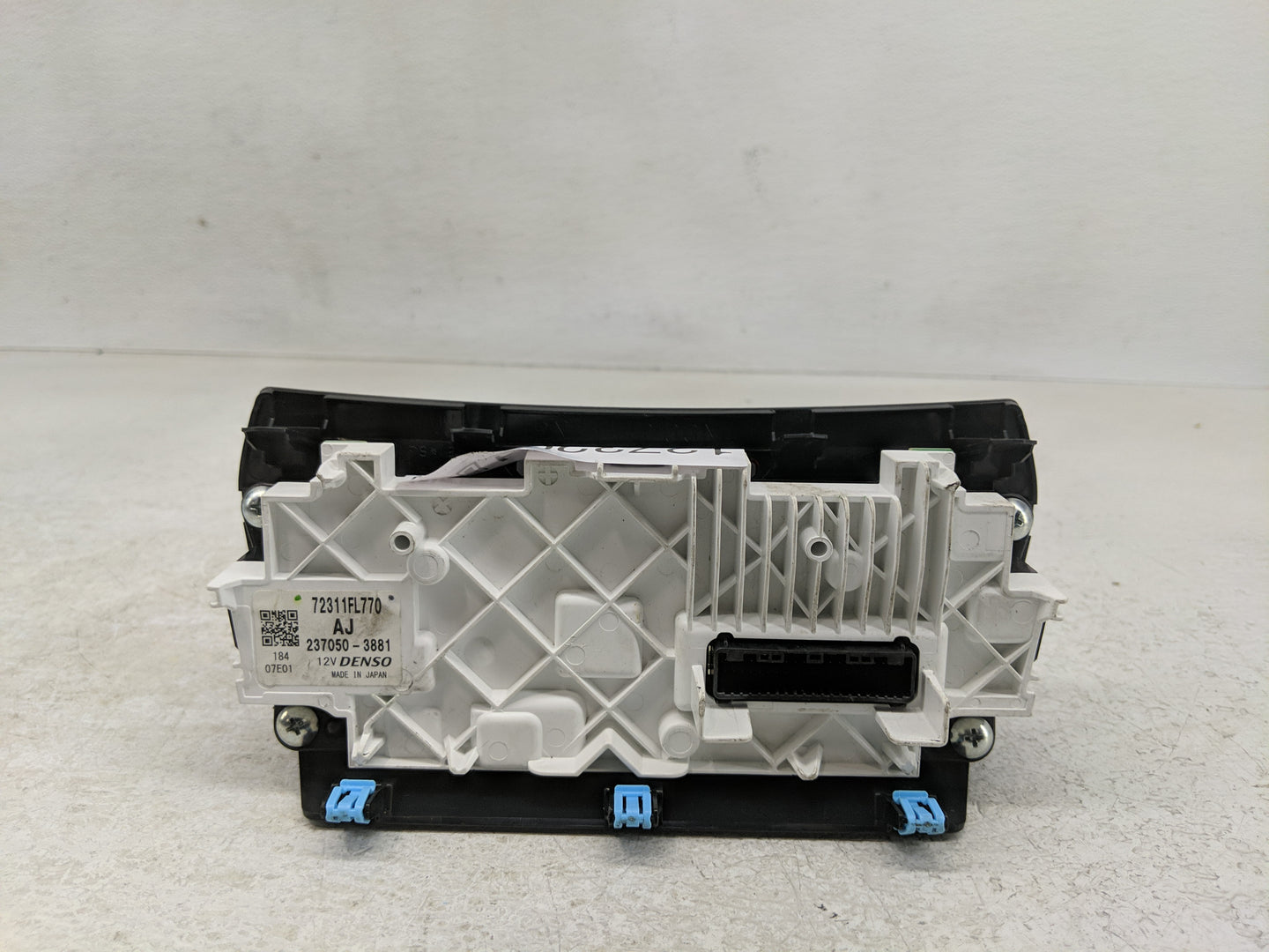 2021 Subaru Xv Climate Control Module Temperature AC/Heater Replacement P/N:237050-3881 72311FL770 Fits OEM Used Auto Parts 