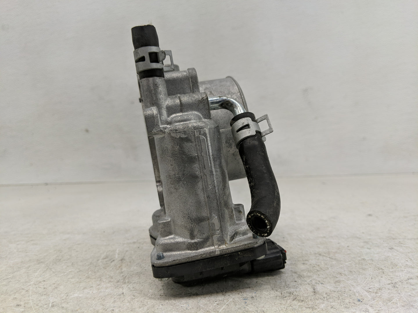 2021 Subaru Xv Throttle Body P/N:16112AA520 Fits Fits 2020 2022 OEM Used Auto Parts - Oemusedautoparts1.com