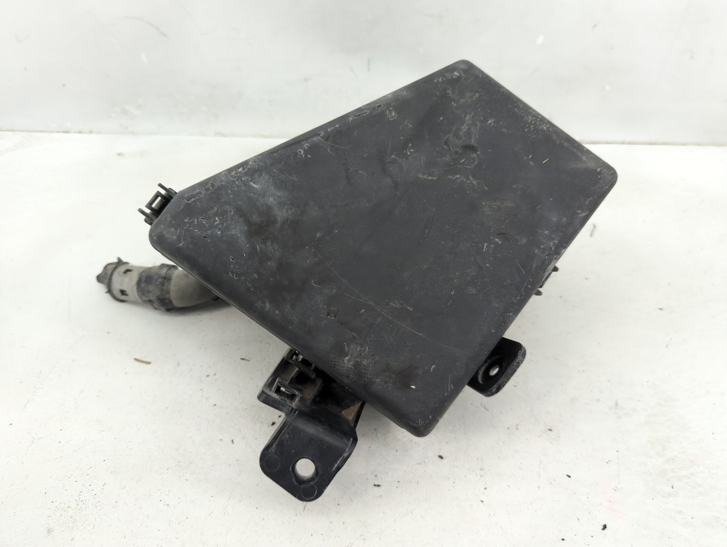 2021 Subaru Xv Fusebox Fuse Box Panel Relay Module P/N:MB504105B Fits OEM Used Auto Parts - Oemusedautoparts1.com