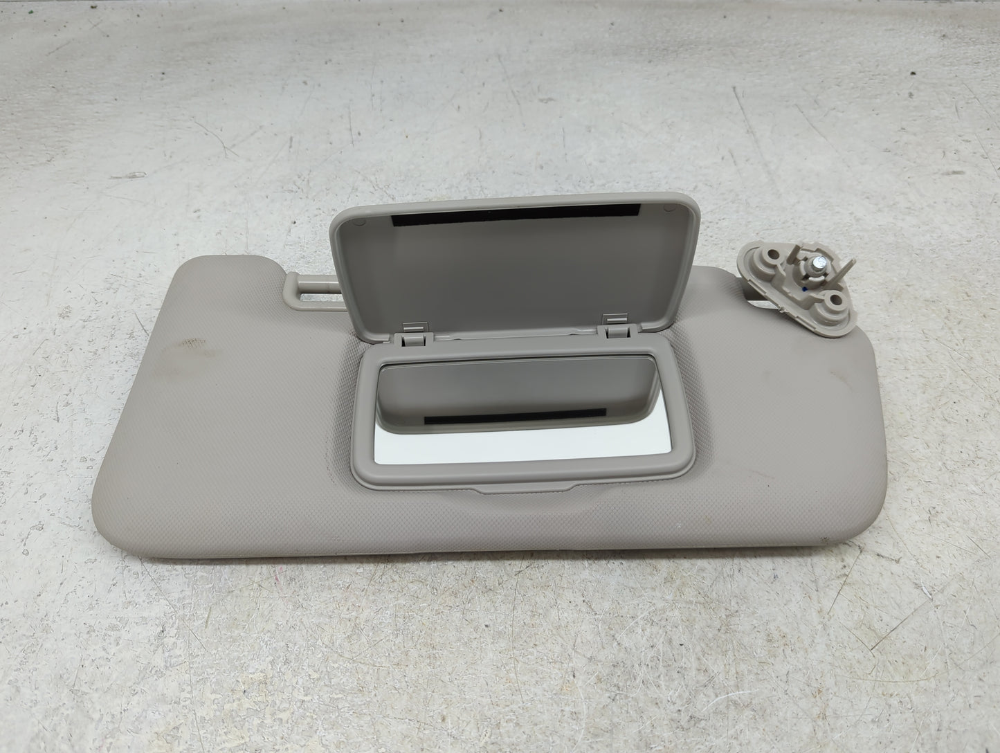 2021 Subaru Xv Sun Visor Shade Replacement Passenger Right Mirror Fits OEM Used Auto Parts - Oemusedautoparts1.com