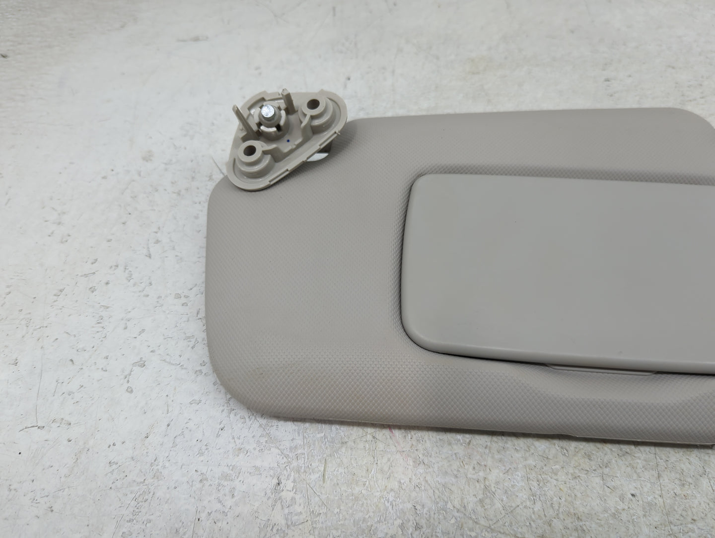 2021 Subaru Xv Sun Visor Shade Replacement Driver Left Mirror Fits OEM Used Auto Parts - Oemusedautoparts1.com