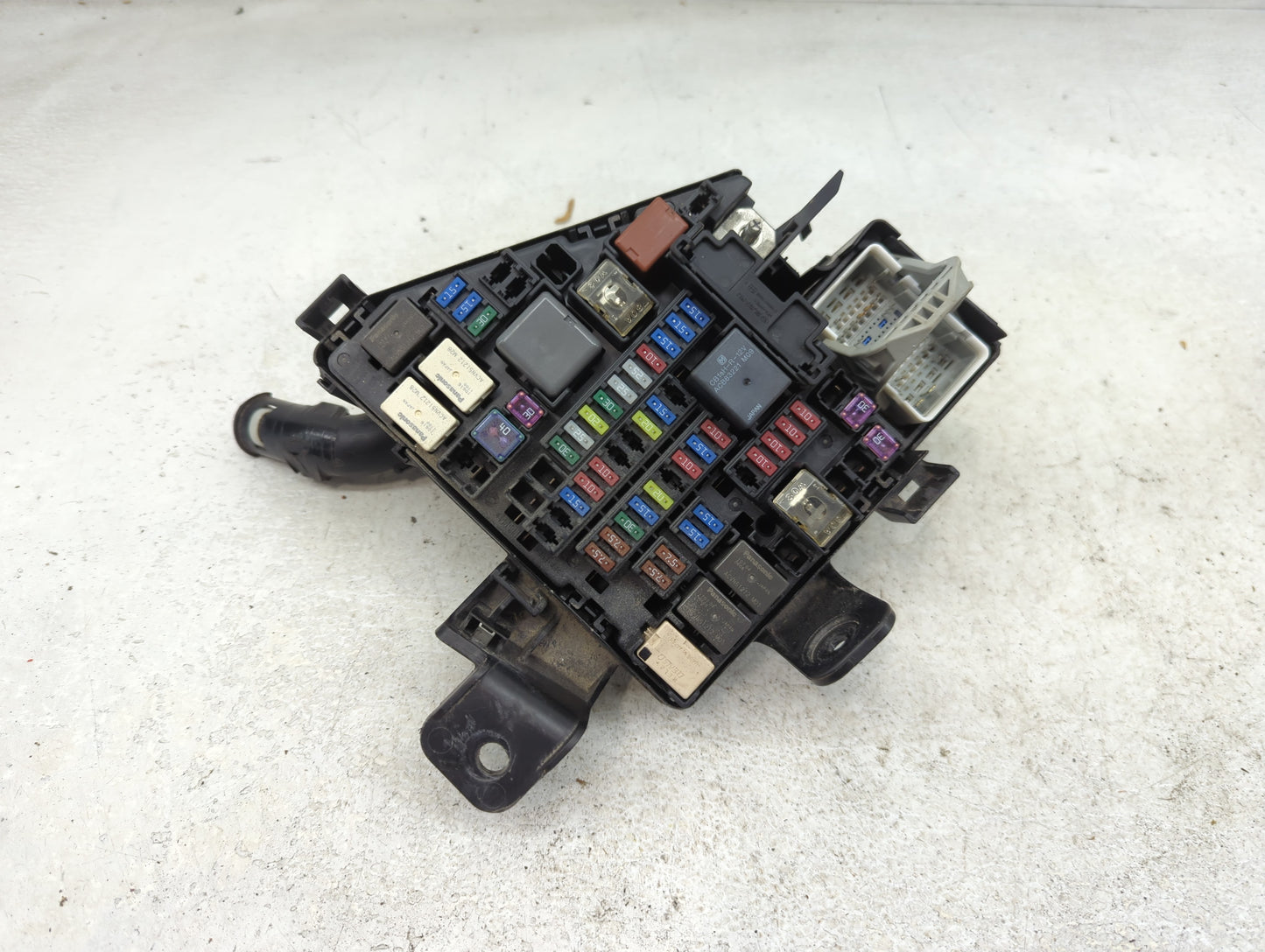 2021 Subaru Xv Fusebox Fuse Box Panel Relay Module P/N:MB504100B Fits OEM Used Auto Parts - Oemusedautoparts1.com