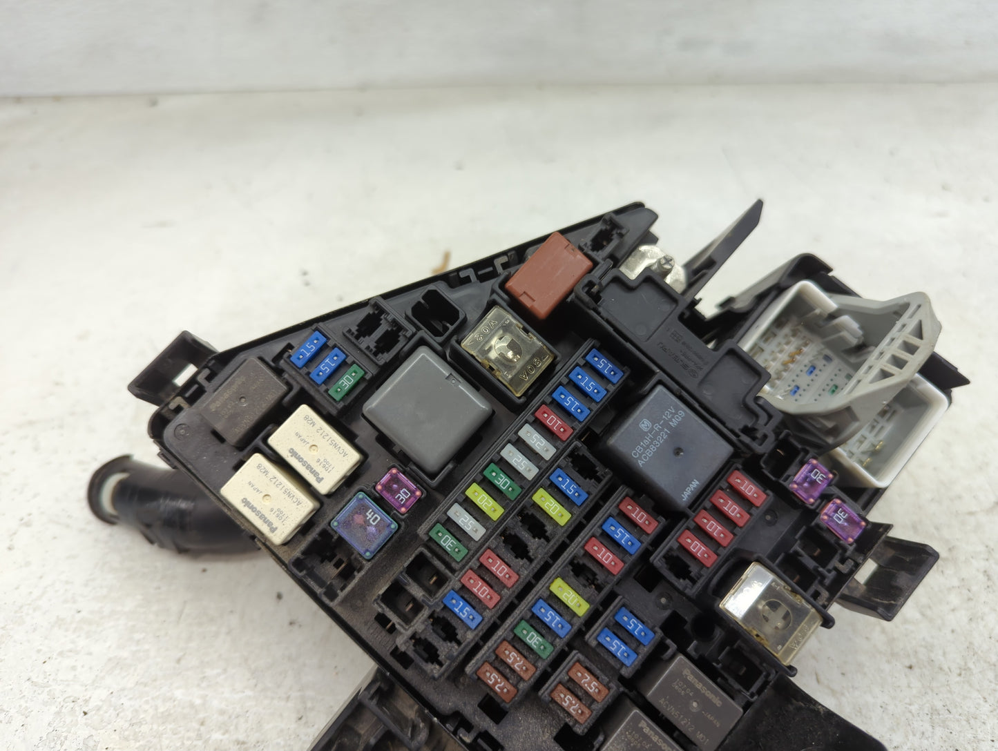 2021 Subaru Xv Fusebox Fuse Box Panel Relay Module P/N:MB504100B Fits OEM Used Auto Parts - Oemusedautoparts1.com