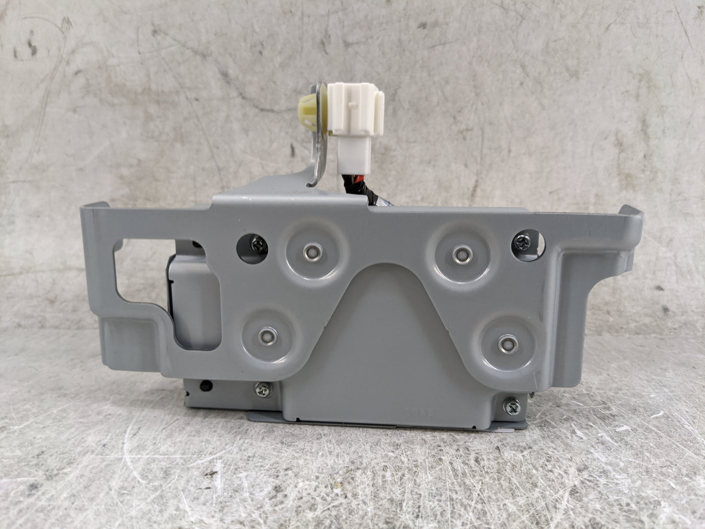 2021 Subaru Xv Radio AM FM Cd Player Receiver Replacement P/N:82131FL000 EUV9SR057DJ Fits Fits 2022 OEM Used Auto Parts - Oe