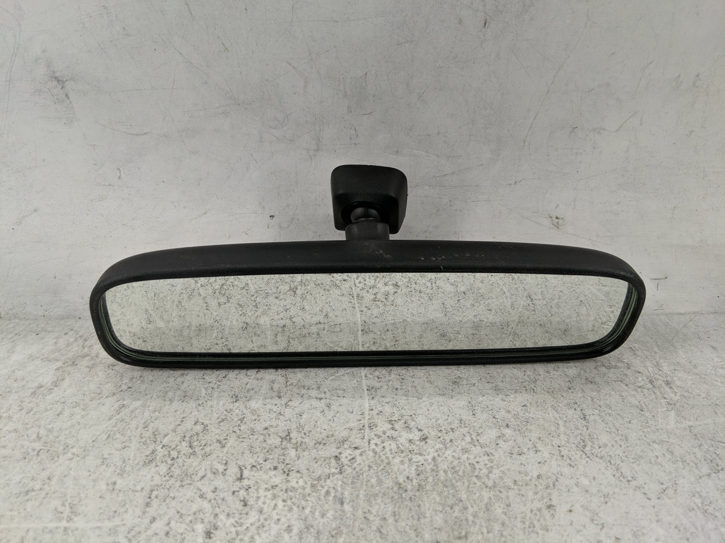 2013-2015 Subaru Xv Interior Rear View Mirror Replacement OEM P/N:E4 022197 E4 032197 Fits OEM Used Auto Parts - Oemusedauto