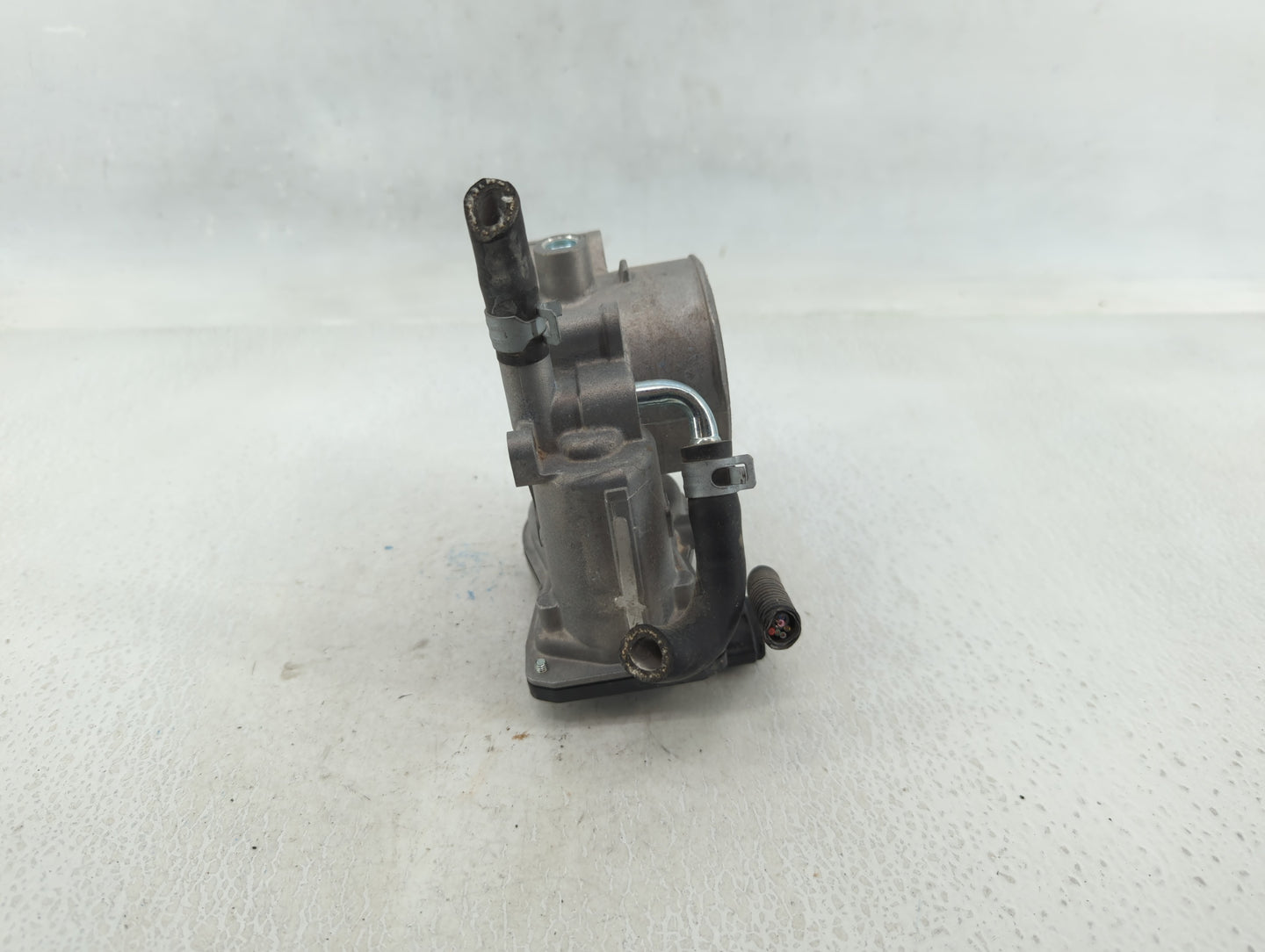 2021 Subaru Xv Throttle Body P/N:10E20 2010 16112AA470 Fits Fits 2017 2018 2019 2020 2022 OEM Used Auto Parts - Oemusedautop