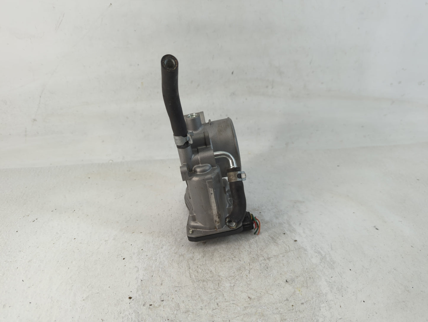 2021 Subaru Xv Throttle Body P/N:16112AA470 Fits Fits 2017 2018 2019 2020 2022 OEM Used Auto Parts - Oemusedautoparts1.com