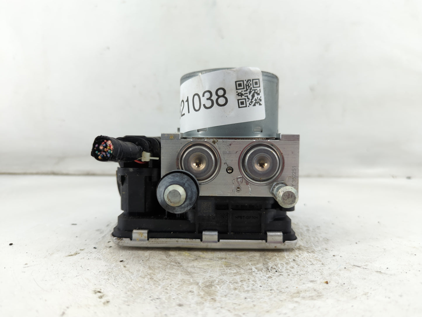 2021 Subaru Xv ABS Pump Control Module Replacement P/N:27536FL230 Fits OEM Used Auto Parts - Oemusedautoparts1.com