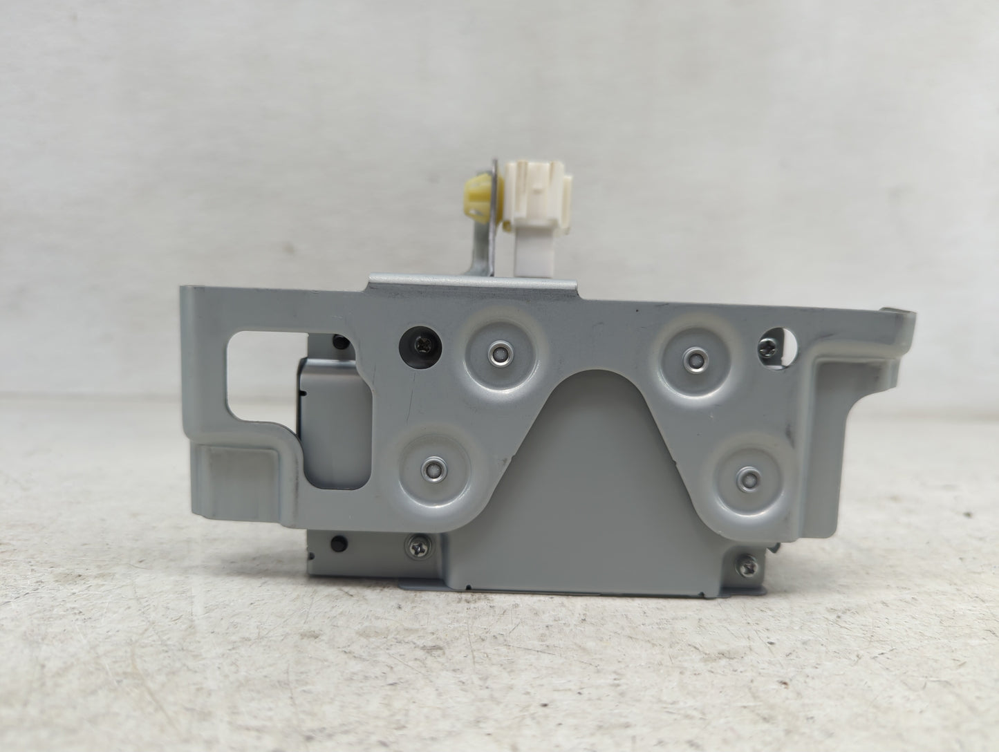 2021 Subaru Xv Crosstrek Radio AM FM Cd Player Receiver Replacement P/N:82131FL000 Fits Fits 2022 OEM Used Auto Parts - Oemu