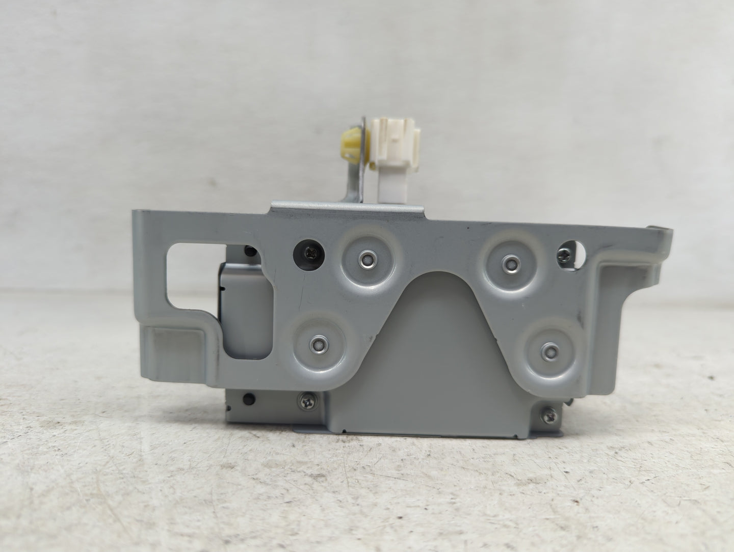 2021 Subaru Xv Crosstrek Radio AM FM Cd Player Receiver Replacement P/N:82131FL000 Fits Fits 2022 OEM Used Auto Parts - Oemu