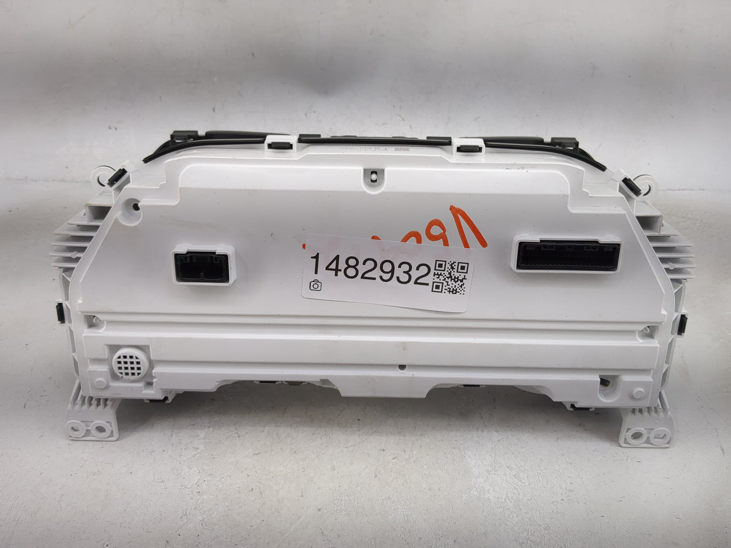 2020-2021 Toyota 4runner Instrument Cluster Speedometer Gauges P/N:83800-35R30-C T2942-230 Miles: Fits Fits 2020 2021 OEM Us