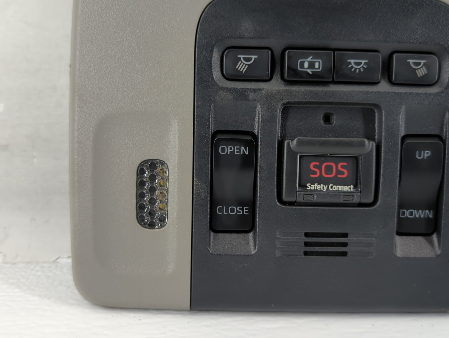 2021-2021 Toyota Avalon Overhead Roof Console - Oemusedautoparts1.com