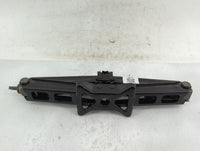 2021 Toyota C-hr Spare Scissor Car Jack 1411116 - Oemusedautoparts1.com