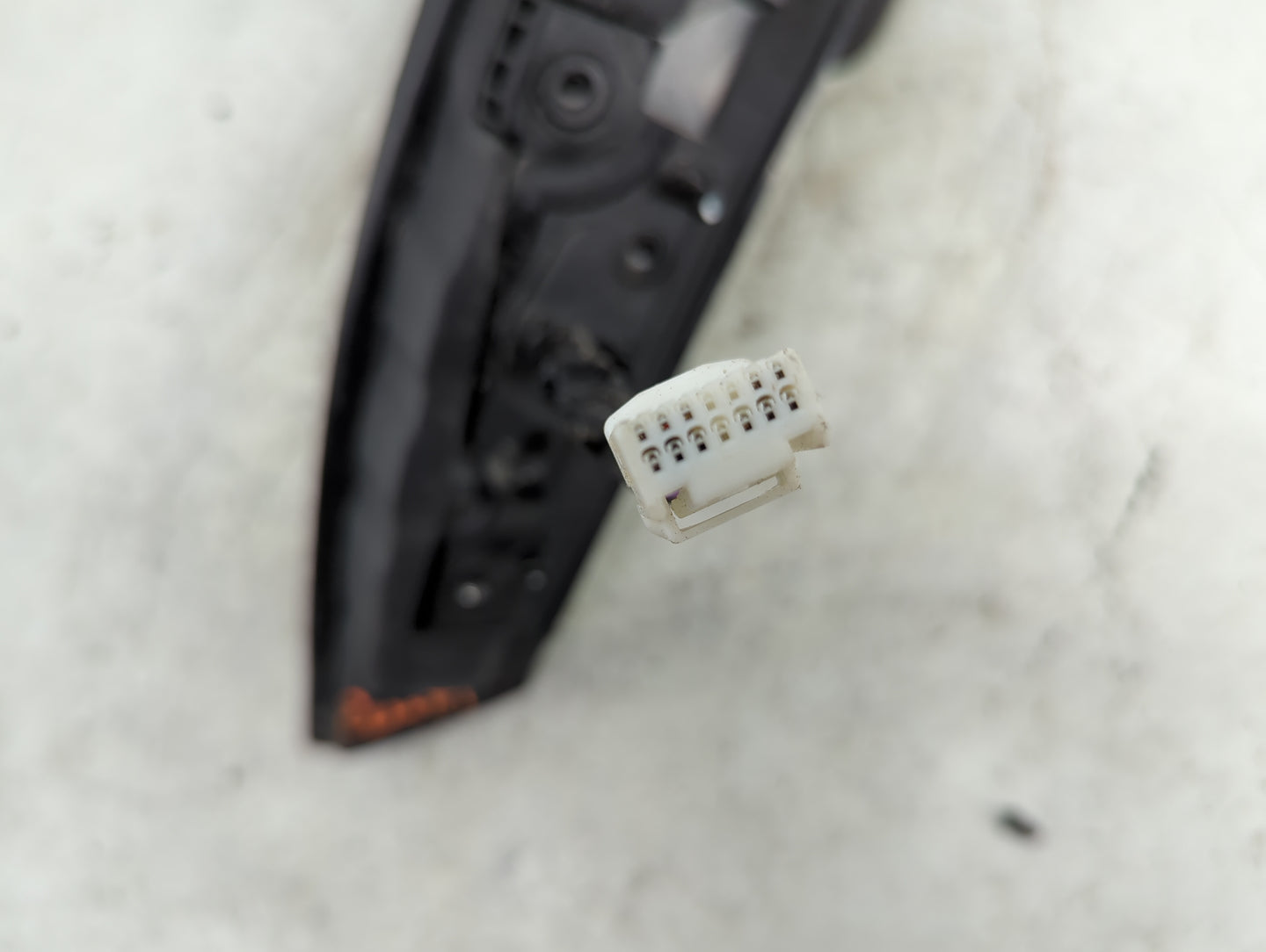 2019-2022 Toyota C-Hr Driver Side View Mirror - Left Door Mirror OEM Used - Oemusedautoparts1.com