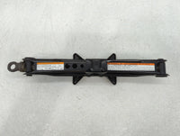 2021 Toyota C-hr Spare Scissor Car Jack 735231 - Oemusedautoparts1.com